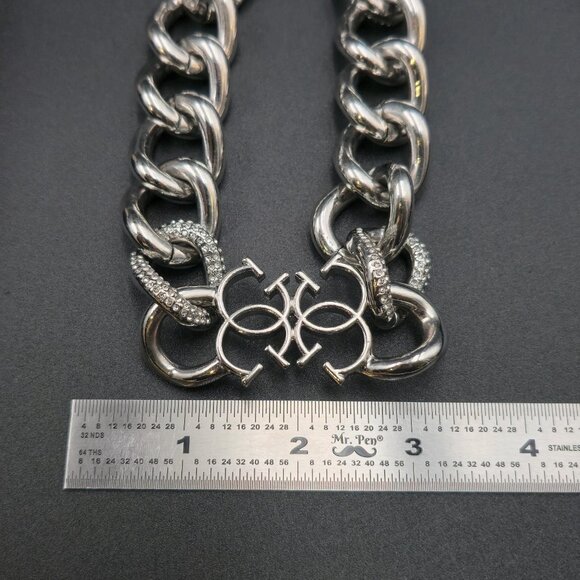 19 Inch Pavé & Quatro Guess Brand Necklace B1017 - Picture 6 of 7